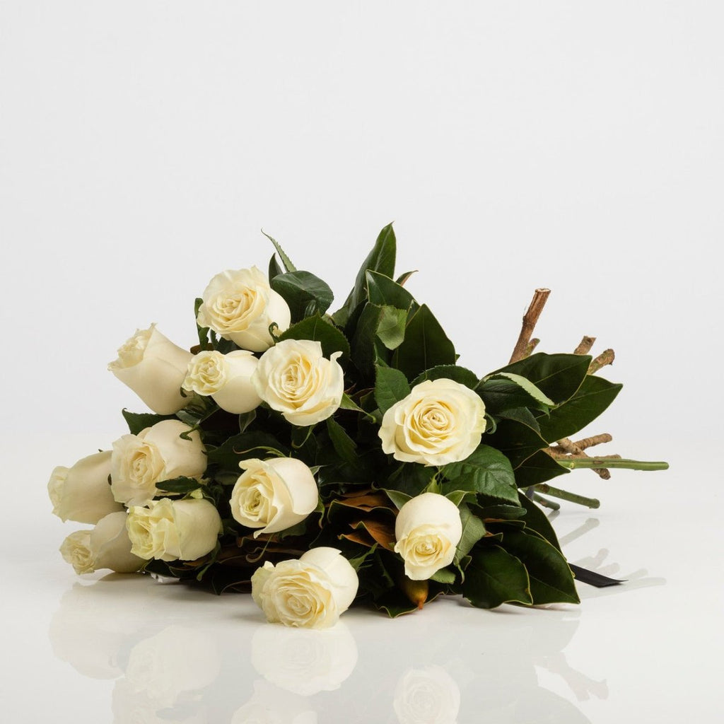 Classic White Roses - Wild Poppies -  Flower - Same Day Flower Delivery Auckland - Auckland Flower Delivery \ Florists - boutique gift boxes 