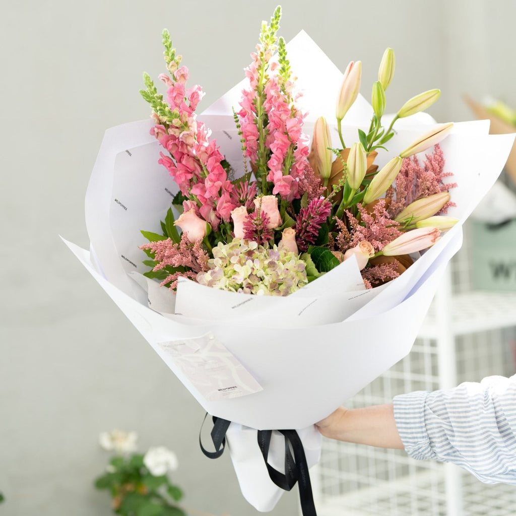 Market Bouquet - Blushing Pinks - Wild Poppies -  Flower - Same Day Flower Delivery Auckland - Auckland Flower Delivery \ Florists - boutique gift boxes 